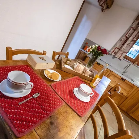 Lo Ni Di Candolle Apartament *