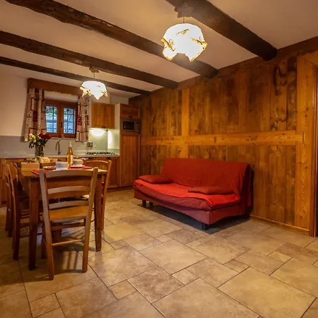 Apartment Lo Ni Di Candolle