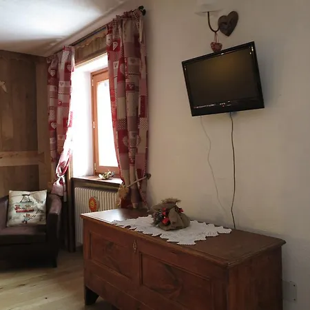 Apartment Lo Ni Di Candolle *
